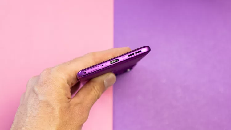 Motorola Edge 60 Pro 6 5931x3329x