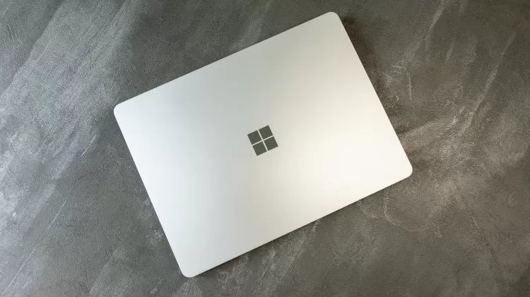Surface Laptop 13 6 6000x3368x