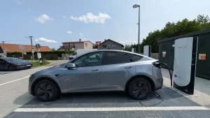 tesla modely exterier (2) 2560x1440x
