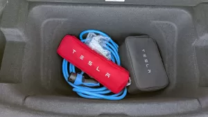 tesla modely interier (12) 2560x1440x