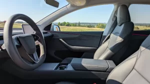 tesla modely interier (7) 2560x1440x