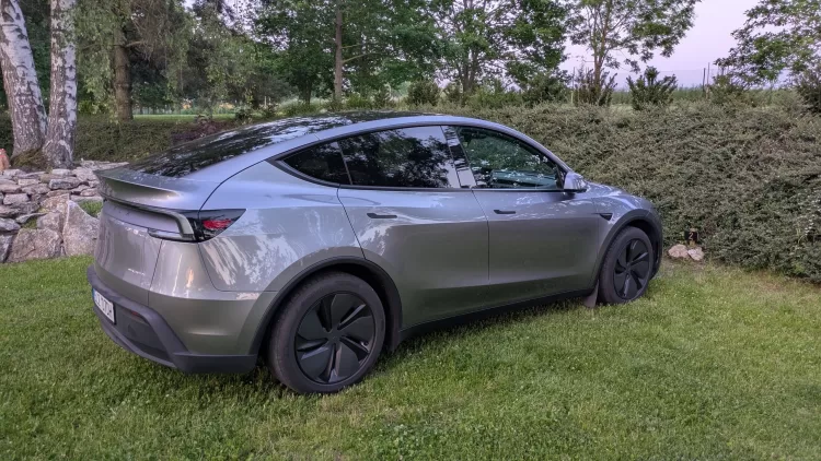 tesla modely jizdni vlastnosti (1) 2560x1440x