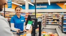 Česko platí digitálně: 6 z 10 nákupů je bez hotovosti