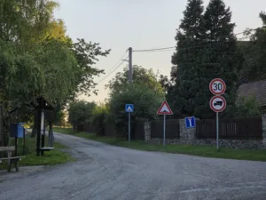 20250809 193656 4000x3000x