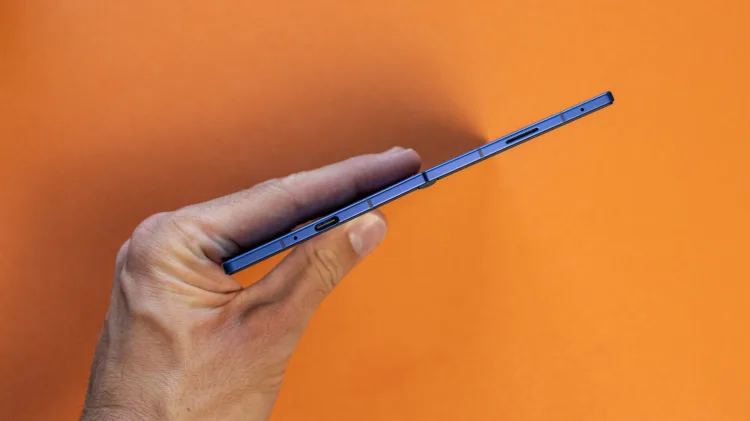 Galaxy Z Fold 7 15 6000x3368x