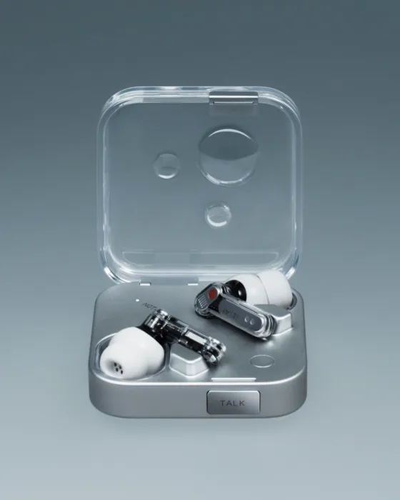 4x5 2160x2700x Nothing Ear (3)