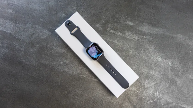 Apple Watch Series 11 1 5906x3315x