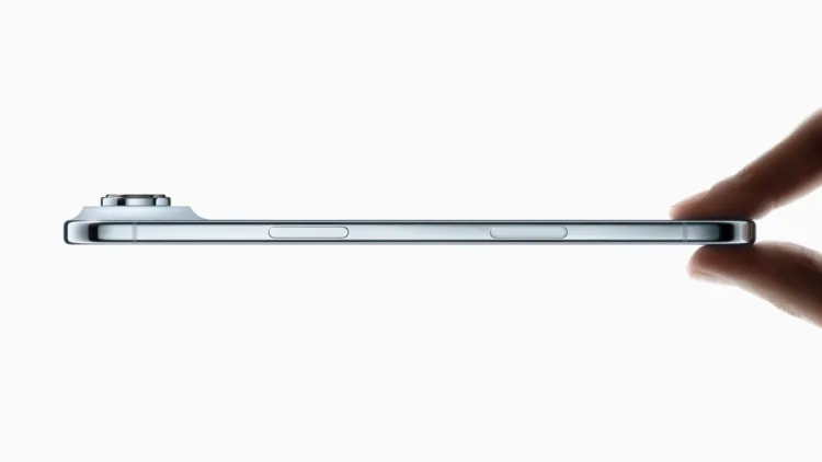 iPhone 17 Pro a iPhone Air v předprodeji. Pořídit je můžete už za pár stovek měsíčně