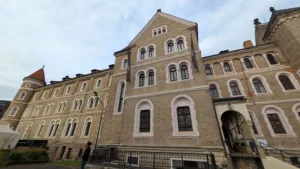 PXL 20251023 084626367 4032x2268x