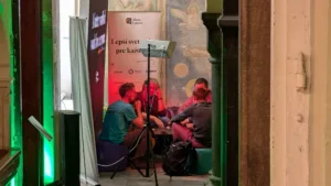 PXL 20251023 104734073 4032x2268x