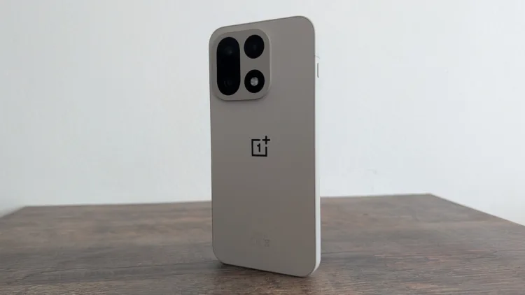 PXL 20251108 122158904 4032x2268x