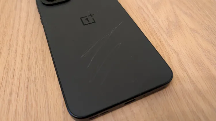 oneplus 15R (3) 4032x2268x