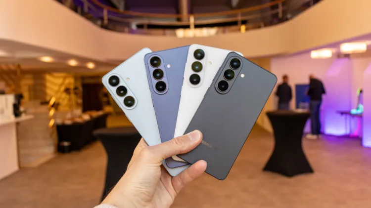 Galaxy S26 7 6000x3368x