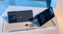 První dojmy: Motorola Razr Fold útočí na špičku s masivními foťáky a rychlým nabíjením