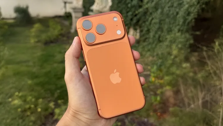 iPhone 17 teď při pronájmu vychází sotva na polovinu běžné ceny