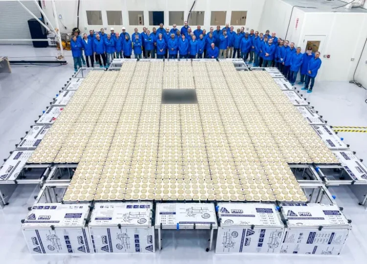 2022 03 18 BlueWalker 3 BW3 array Microns 768x553 (1)