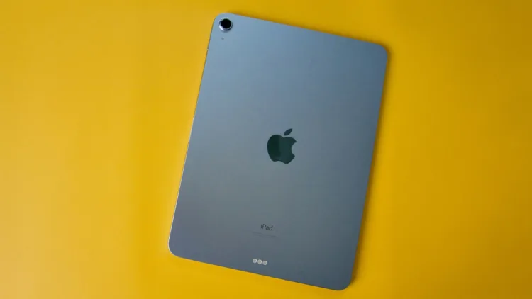 iPad 11 jen za 169 Kč? Nejoblíbenější tablet si teď můžete pronajmout nejlevněji v Česku
