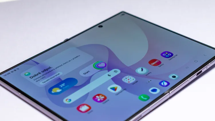 Galaxy Z Fold8 9