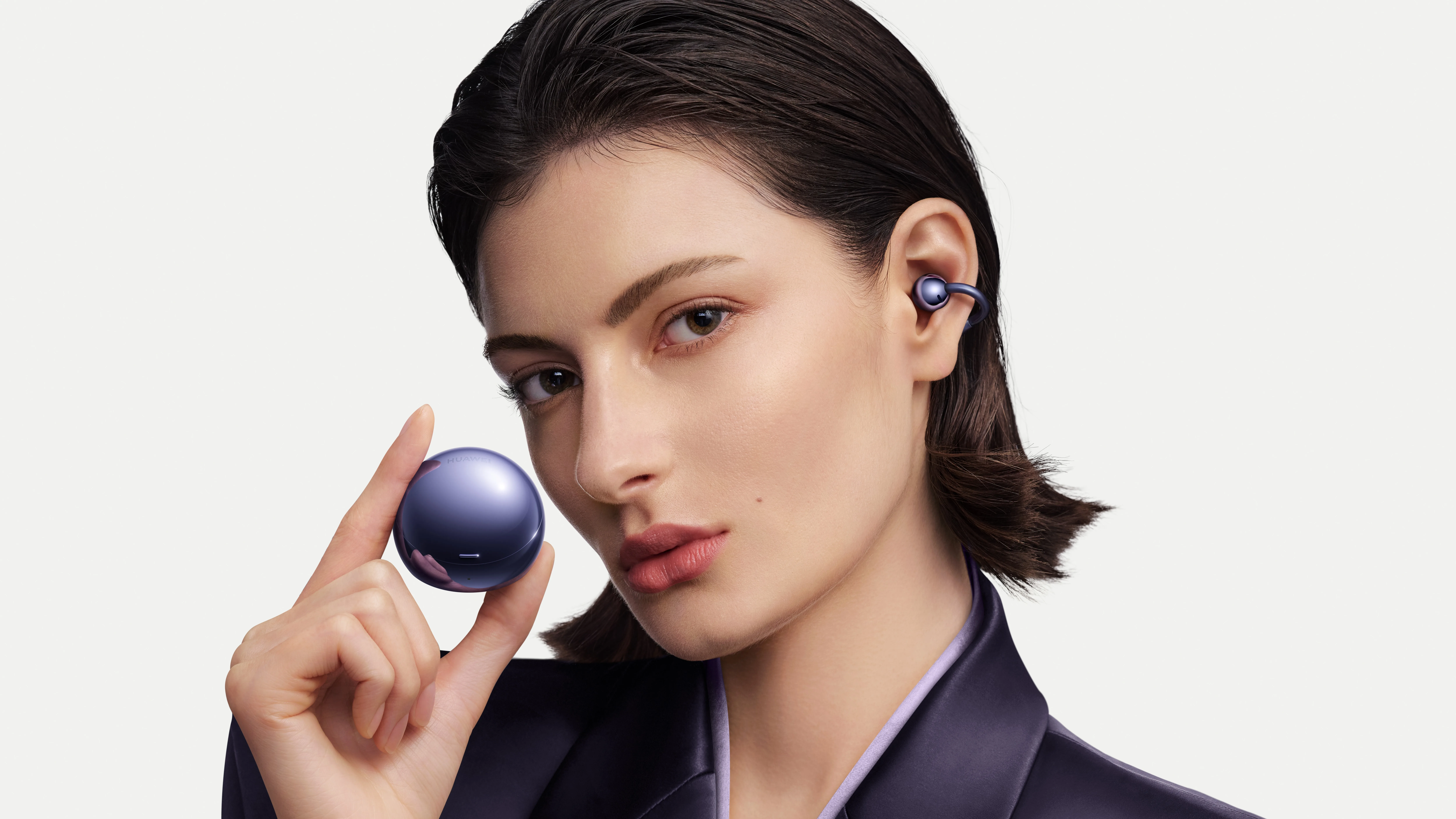 Huawei FreeClip 2 S přichází na český trh: Větší pohodlí a styl v novém kabátku