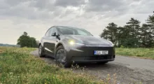 Test Tesla Model Y Standard – Sázka na minimalismus a rychlý software
