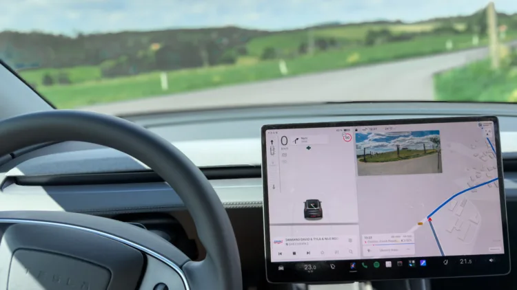 Tesla_Model_Y_Standard-08 Tesla Model Y Standard 08