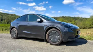 Tesla_Model_Y_Standard-19 Tesla Model Y Standard 19