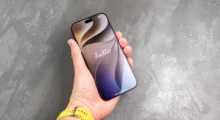 iPhone 20 Pro by mohl dostat displej bez rámečků, Apple testuje zakřivení po celém obvodu displeje
