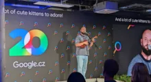 Konec podpory starých Androidů, evoluce Tesly v ČR a Google slaví: To nej z týdne #41