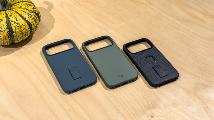 Peak Design Mobile 03