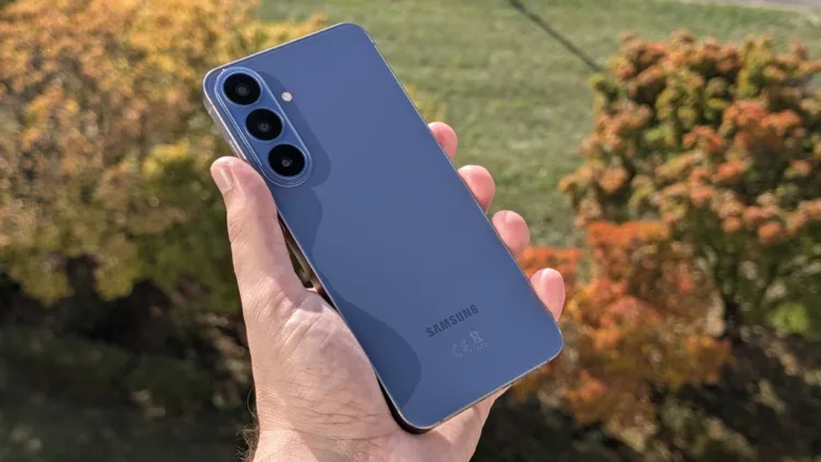Recenze Samsung Galaxy S26 FE – dostupná cesta k dlouhé podpoře