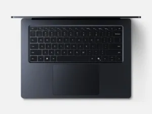 Microsoft Surface Laptop Ultra 8