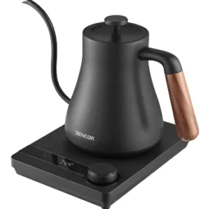 The image shows a black, stainless steel coffee maker with a wooden handle, connected to a power outlet, and a digital display on its top.Obsah generovaný pomocí AI může být nesprávný.